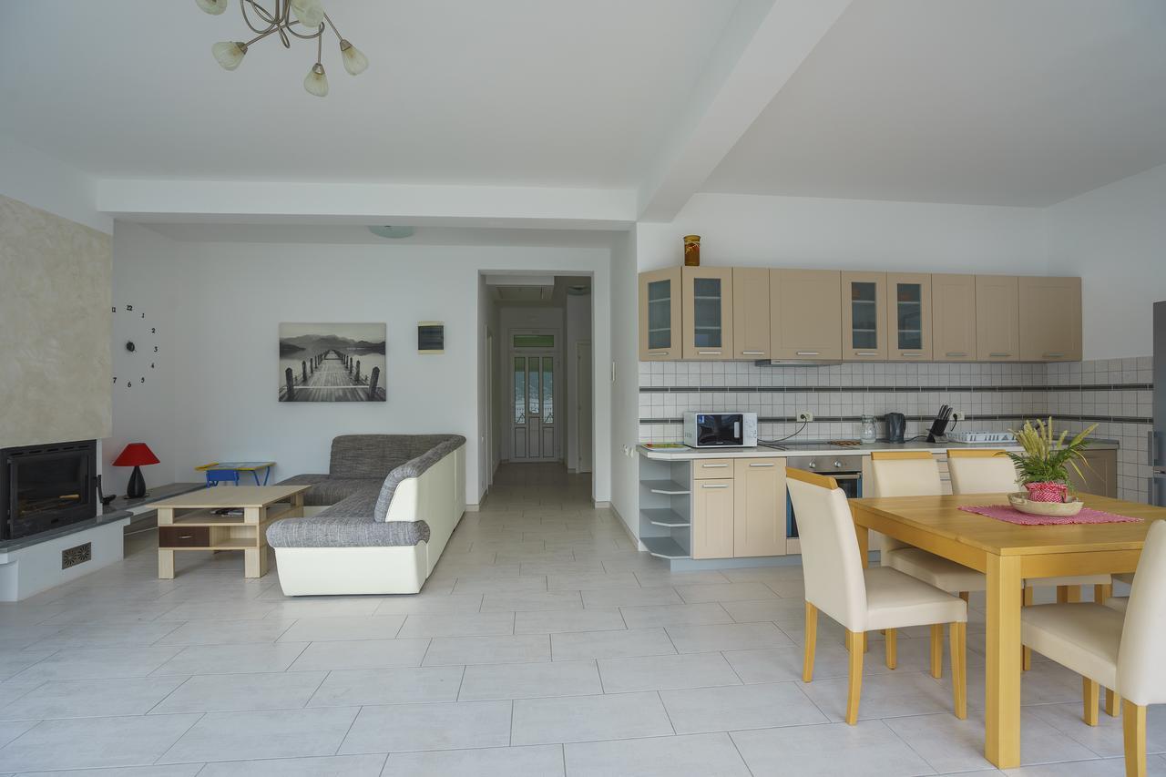 דוני מוריני Villa Kosta מראה חיצוני תמונה