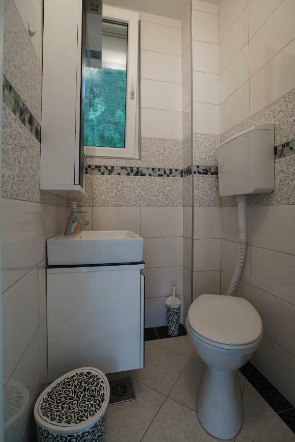 דוני מוריני Villa Kosta מראה חיצוני תמונה